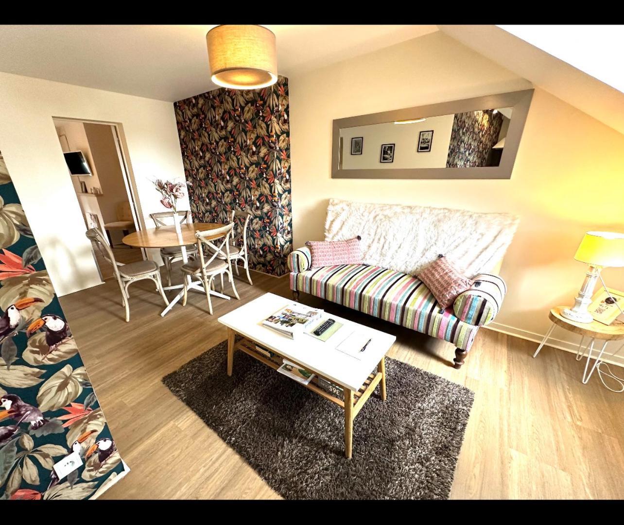 Le Duplex Ou L'Appart D'Agnes" Honfleur Exterior photo